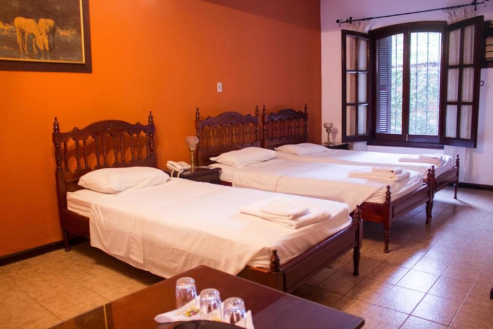 Hotel Bavaria Asunción Exterior photo